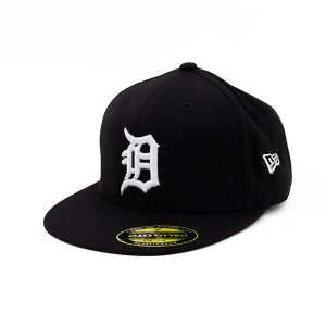 Gorra Cerrada Leones Detroit Negro